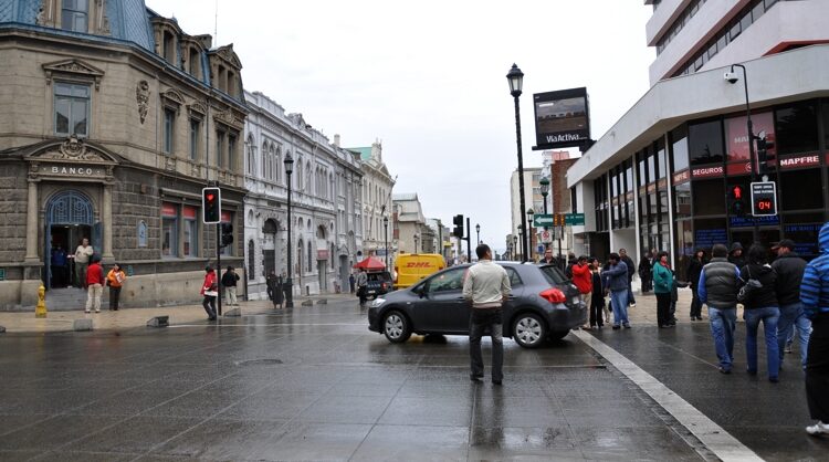 Punta Arenas street scene. Pic Victor, CC BY 2.0 , via Wikimedia Commons